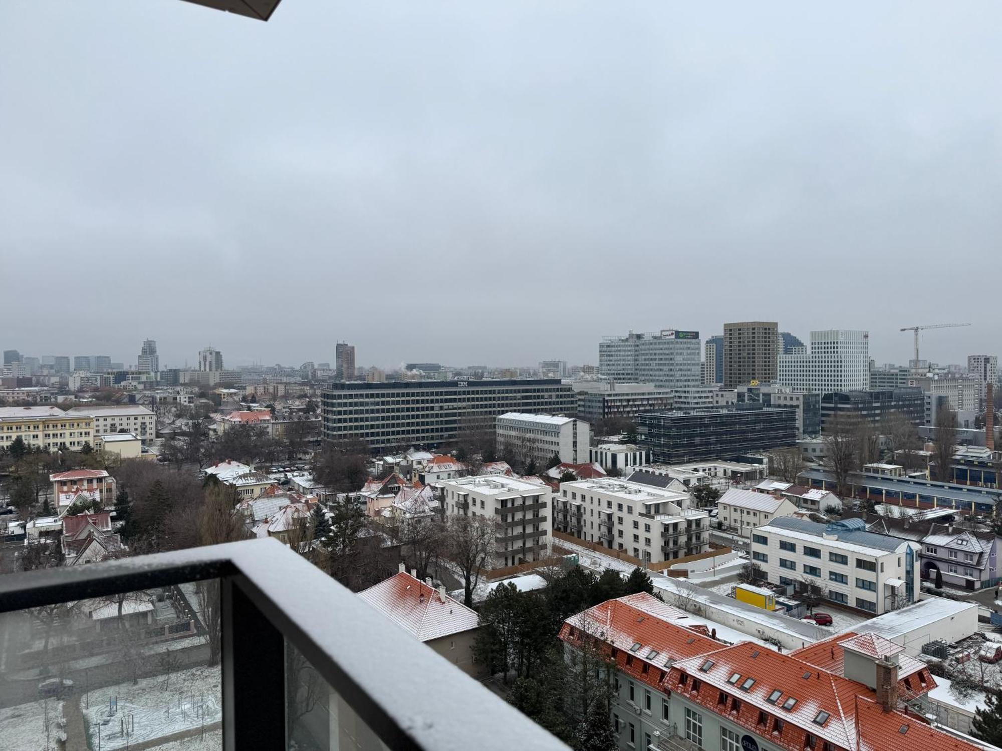 Apartmán Downtown Charm With Free Parking Spot Bratislava Exteriér fotografie